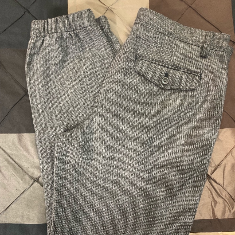 Banana republic jogger pant.